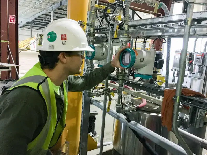 system-integrator-commissioning control system integration with sensor adjustment in process
