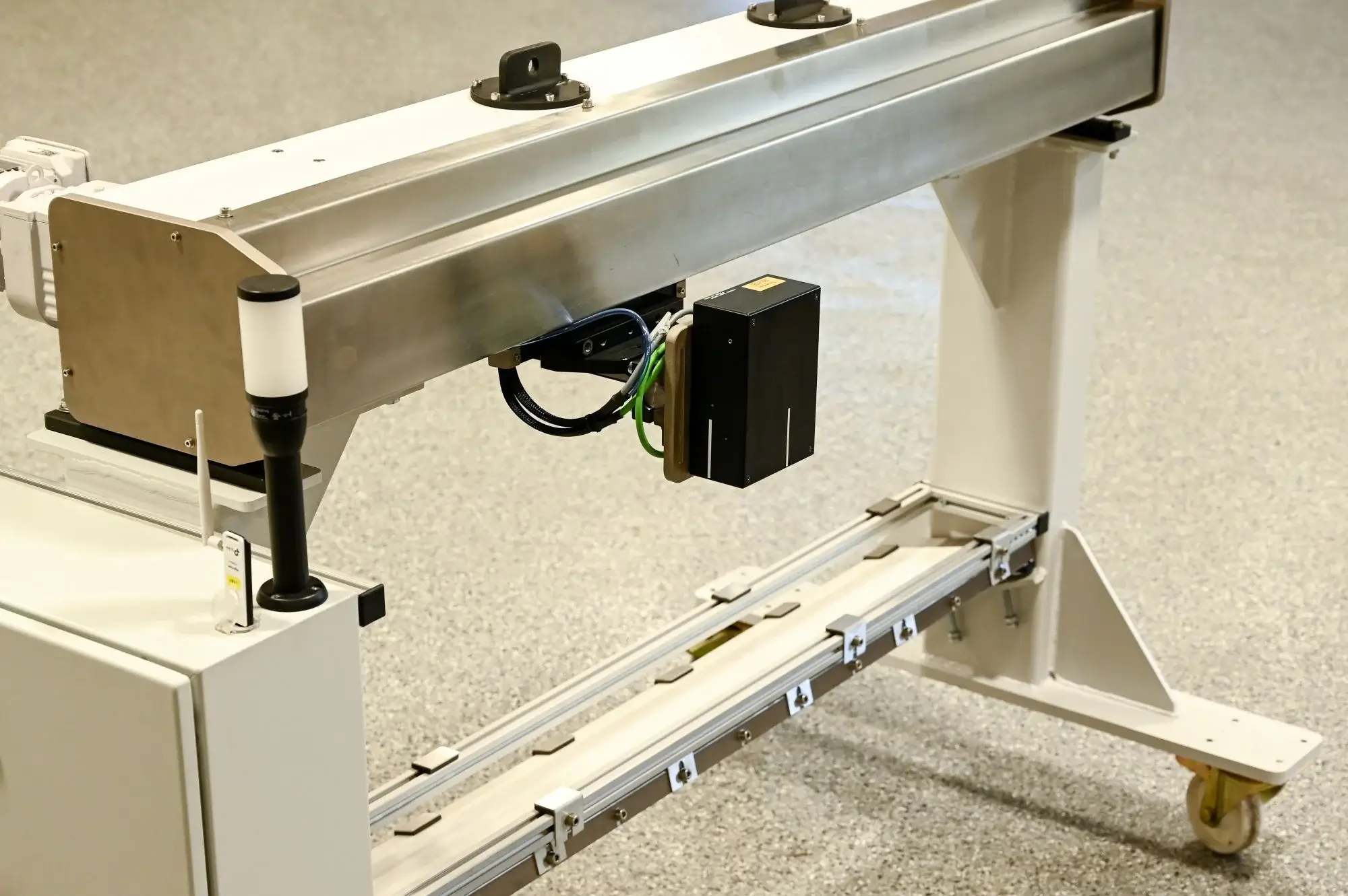 terahertz-gauging-solutions nondestructive testing technology terahertz gauging solutions
